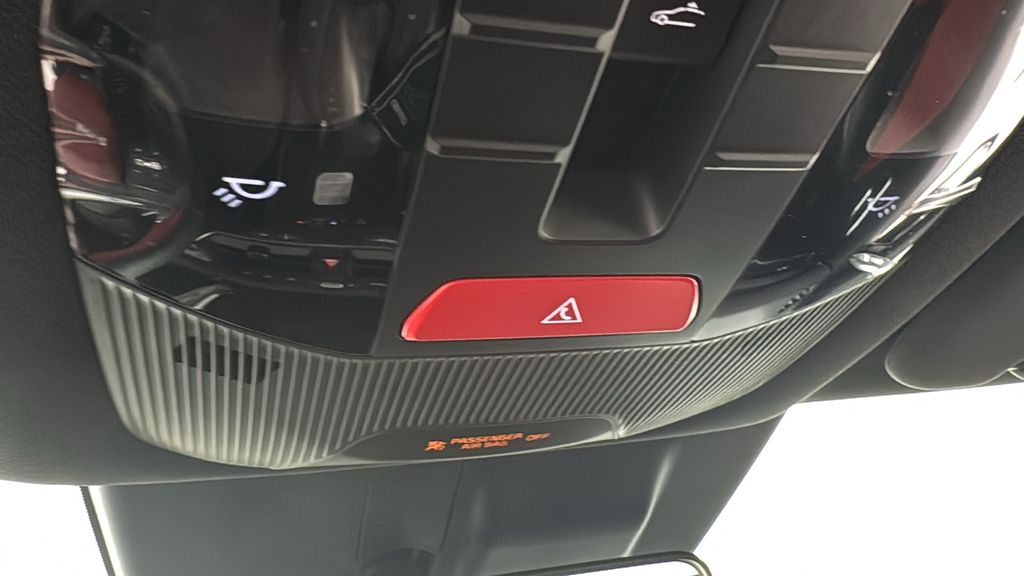 2025 Kia K4 GT-Line photo 26