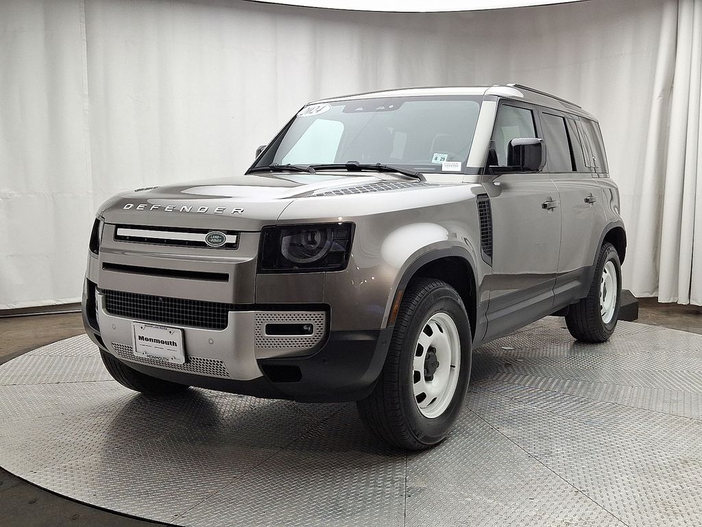 Certified Pre-Owned 2024 Defender 110 S 4WD 4D Sport Utility
