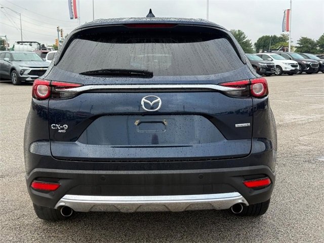 2023 Mazda CX-9 Touring photo 3