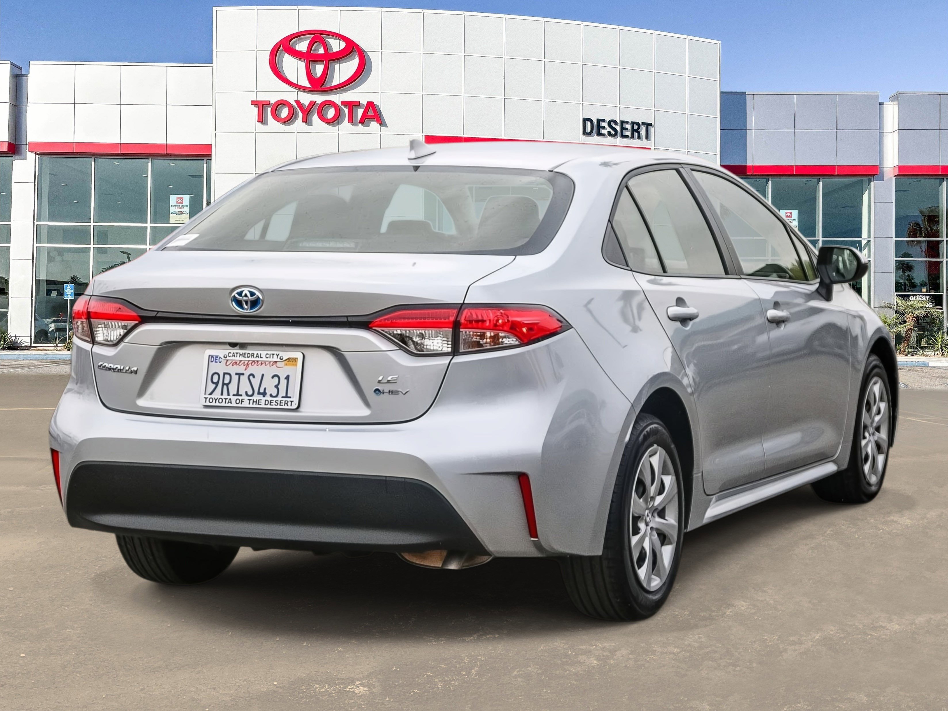 2025 Toyota Corolla Hybrid LE photo 6