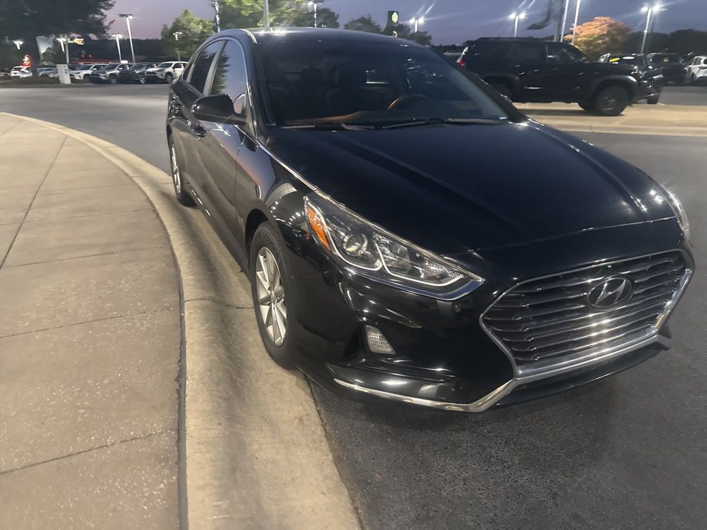 Used 2018 Hyundai Sonata SE with VIN 5NPE24AF5JH702717 for sale in Irmo, SC