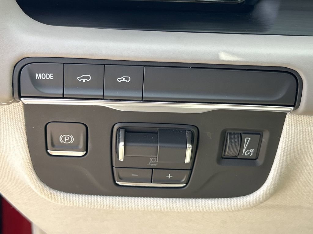 2021 Cadillac Escalade Premium Luxury Platinum photo 29