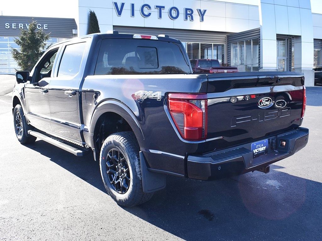 2025 Ford F-150 XLT photo 3