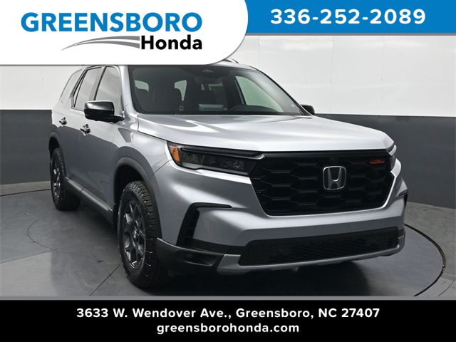 2025 Honda Pilot TrailSport's photo
