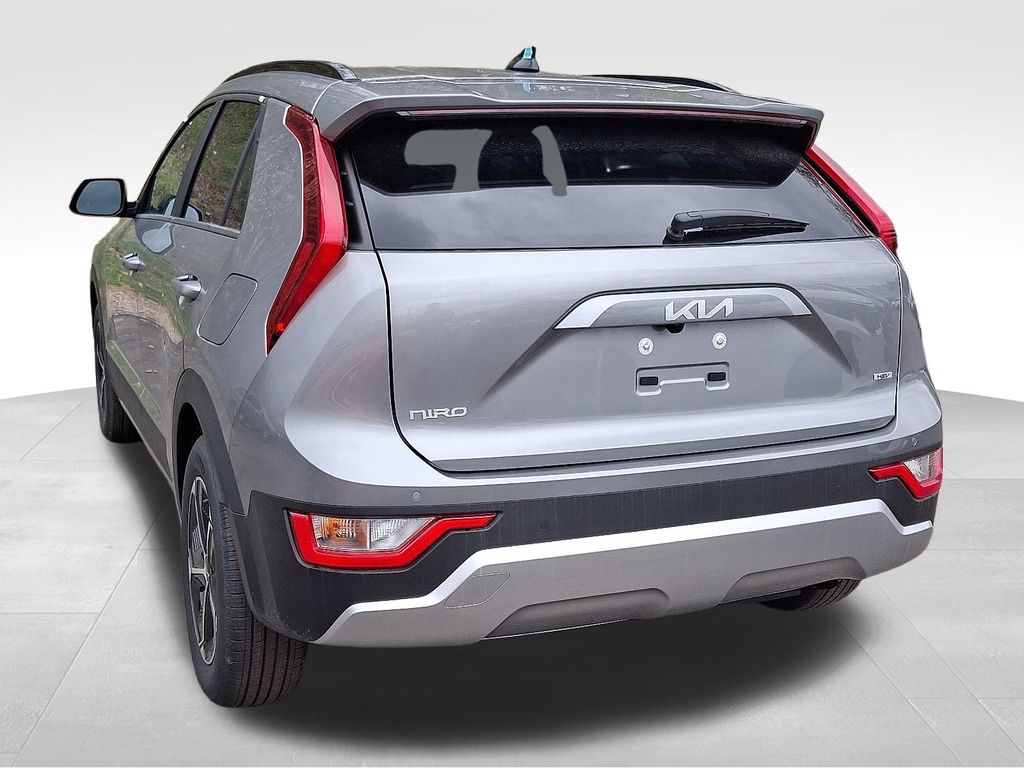 2025 Kia Niro EX photo 2