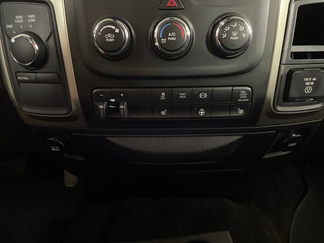 2013 Ram 2500 SLT photo 19