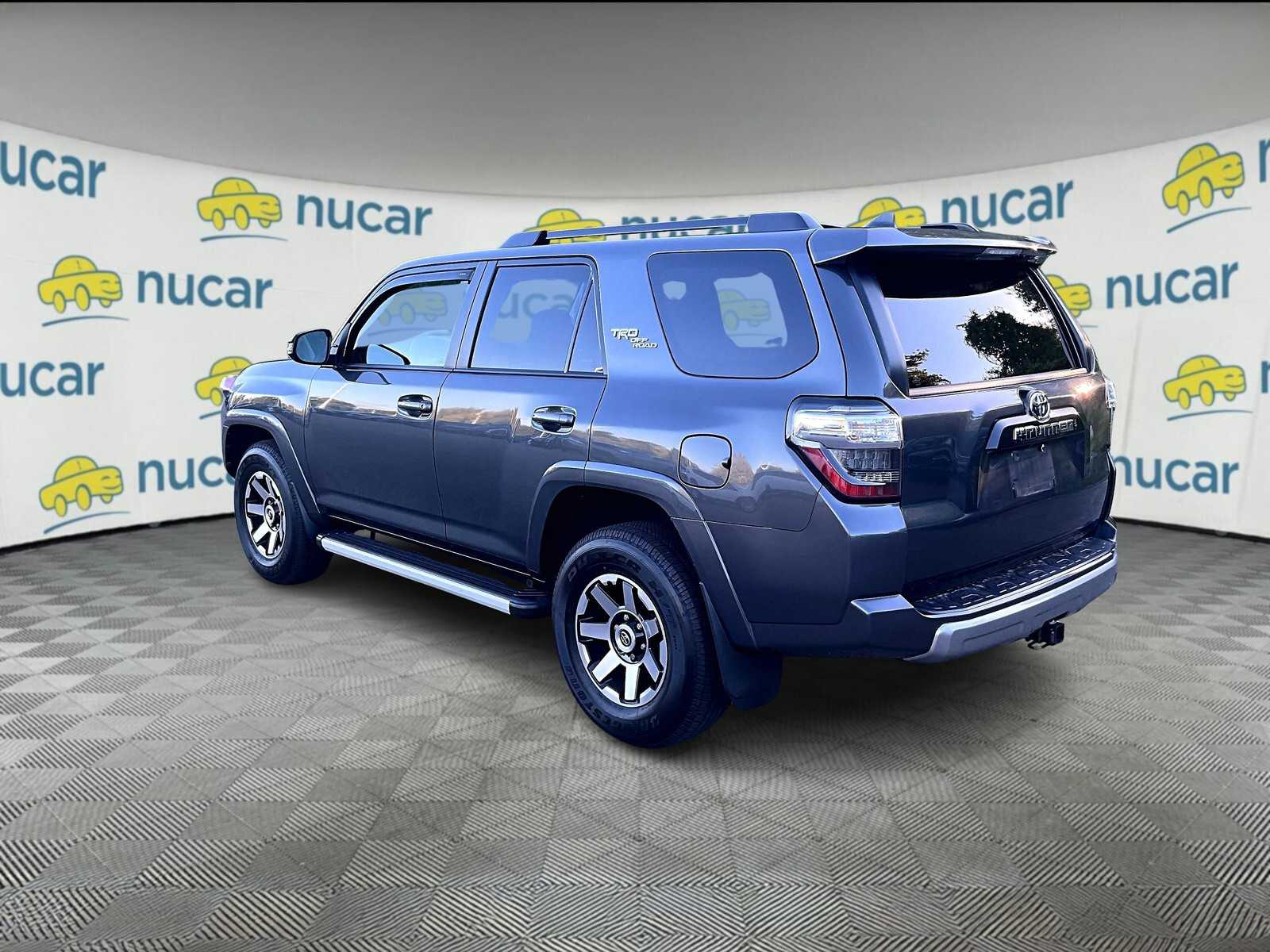 2021 Toyota 4Runner TRD photo 3