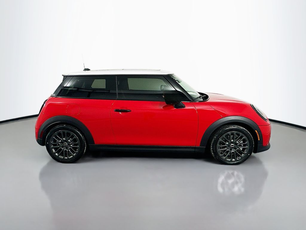 2025 Mini Cooper 2 Door Hardtop Iconic photo 4