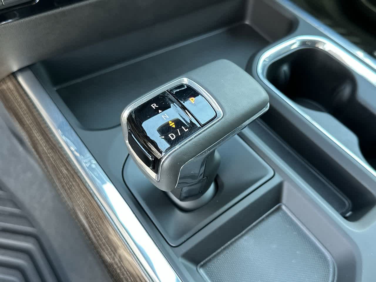 2025 Chevrolet Silverado 1500 RST photo 27