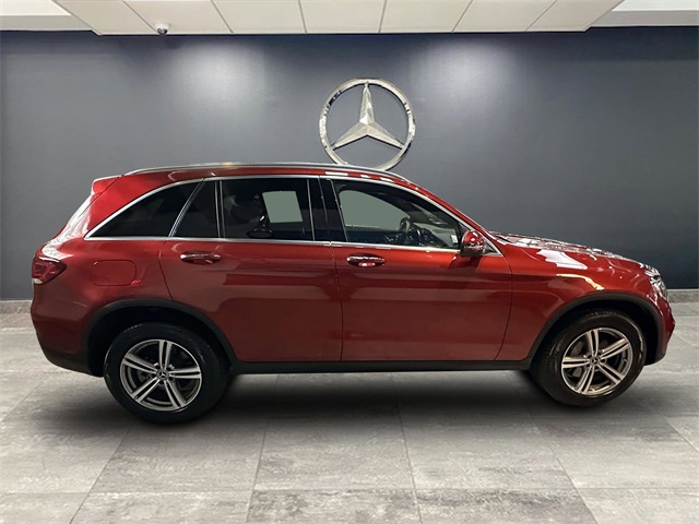 2022 Mercedes Benz GLC 300 4MATIC photo 2