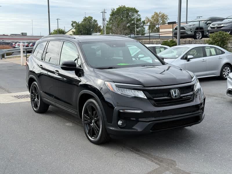 2022 Honda Pilot Black Edition's photo