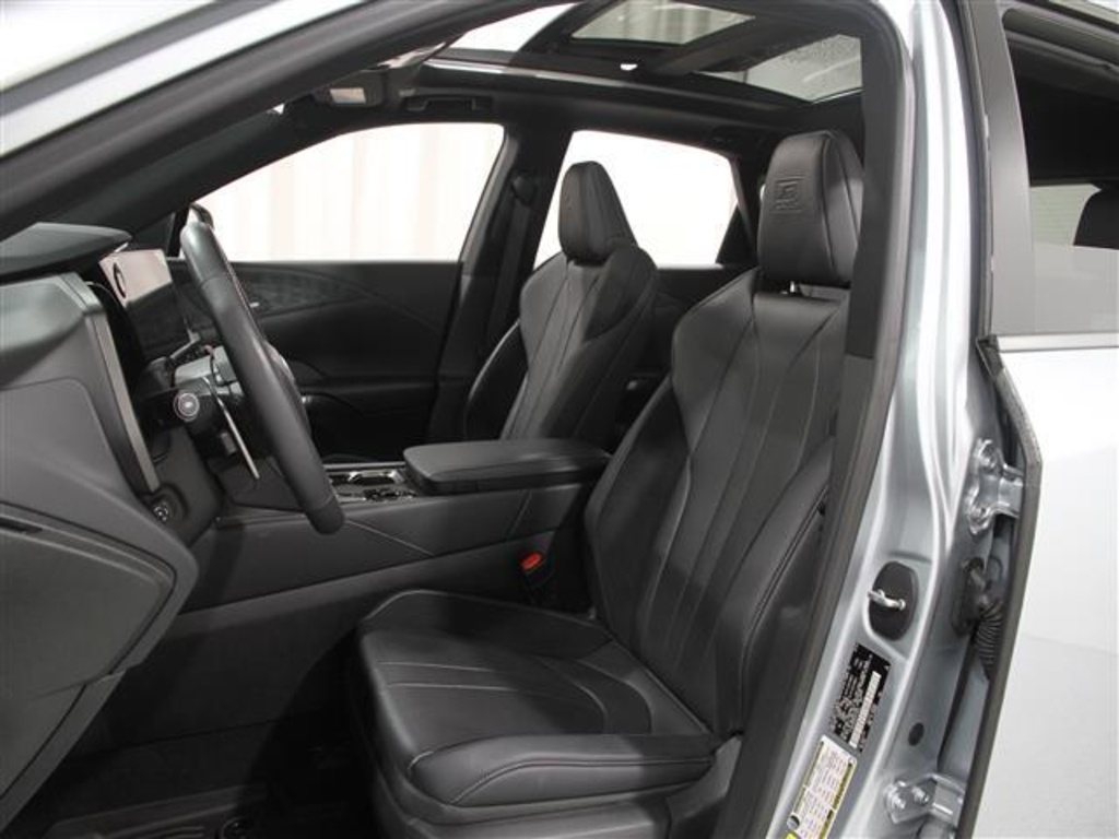 2024 Lexus RX F SPORT Performance photo 4