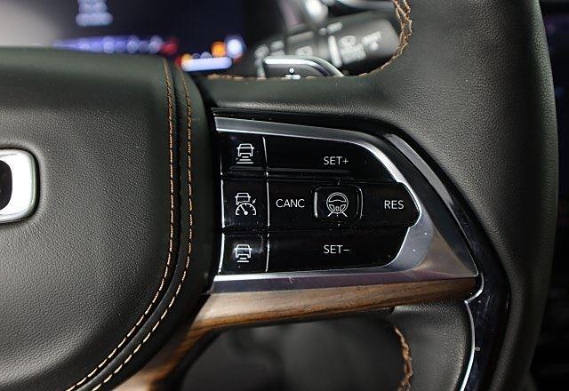 2024 Jeep Grand Cherokee Summit photo 43