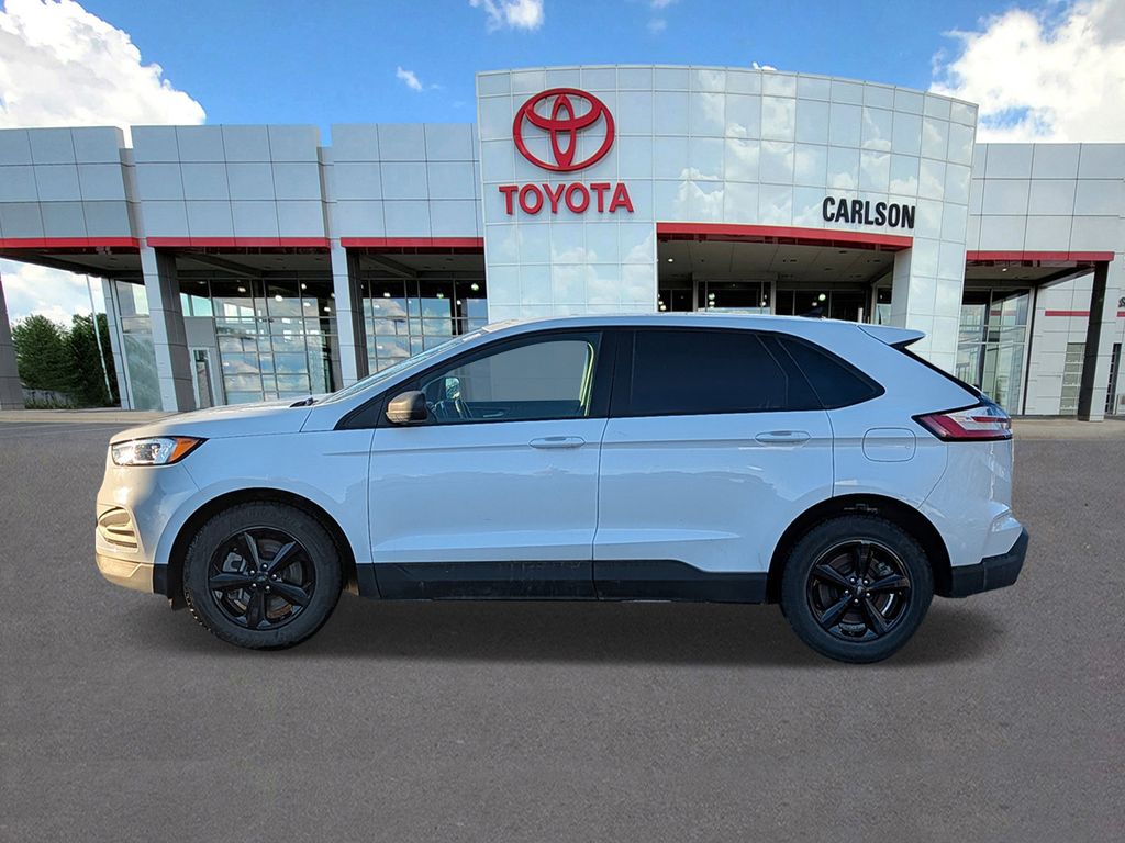 Used 2023 Ford Edge SE with VIN 2FMPK4G91PBA18841 for sale in Minneapolis, Minnesota