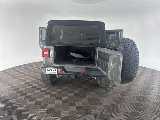 2020 Jeep Wrangler Unlimited Sahara photo 12