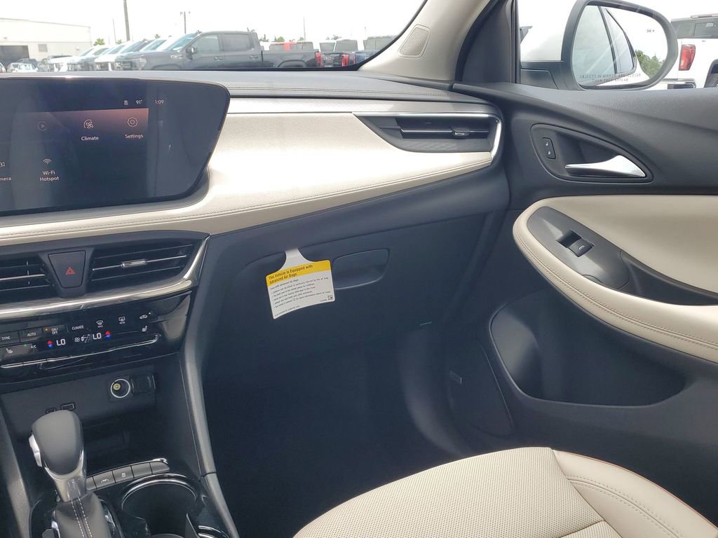 2026 Buick Encore GX Avenir photo 11