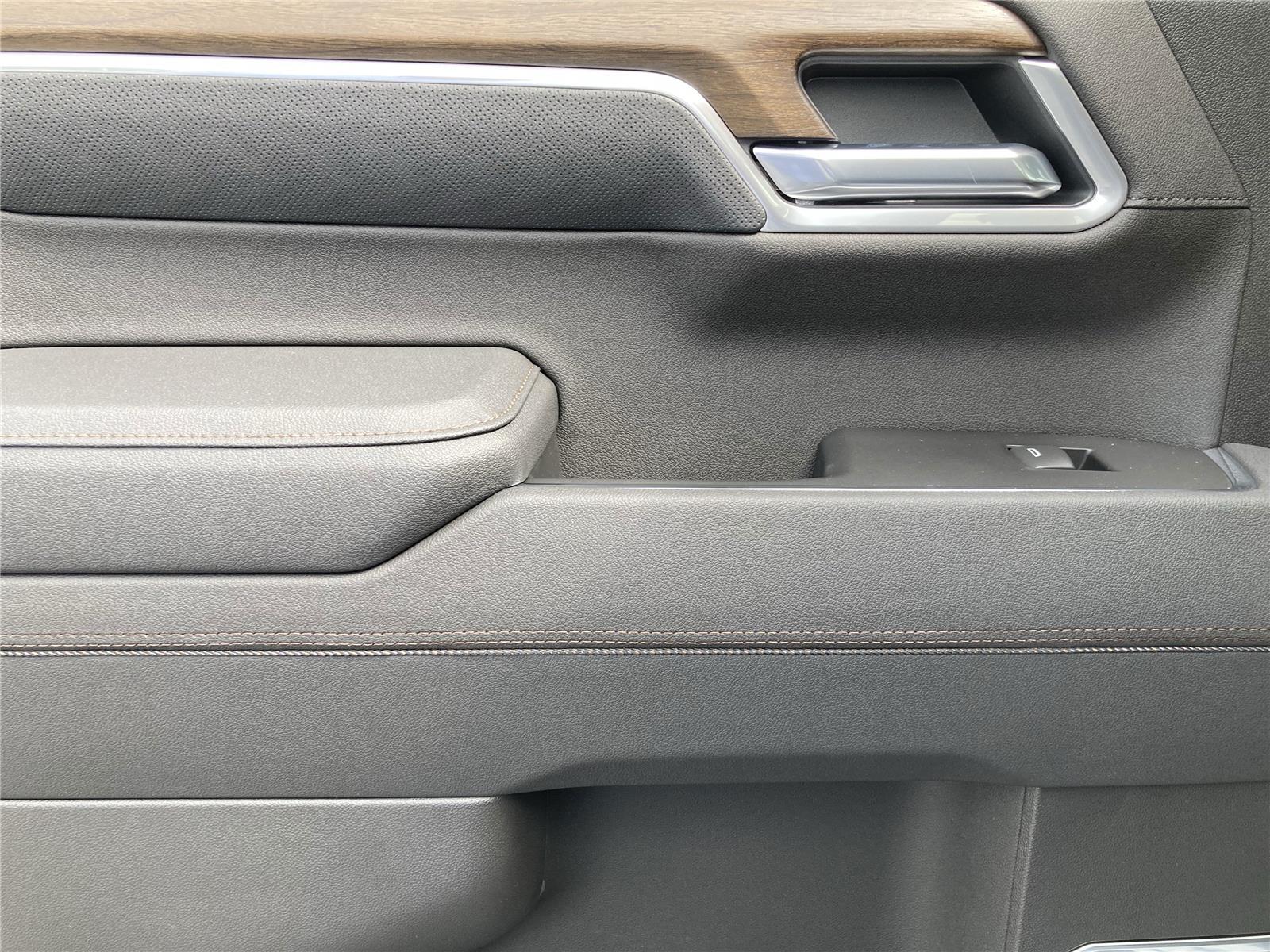 2026 Chevrolet Silverado 1500 High Country photo 36