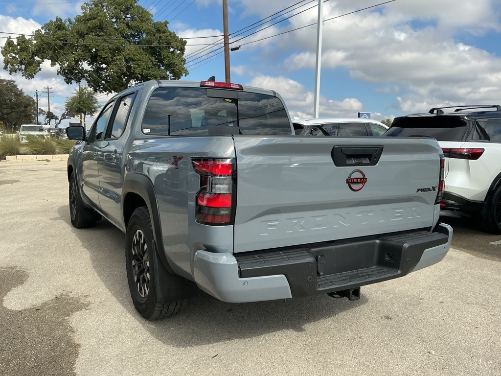 2024 Nissan Frontier PRO-X photo 3