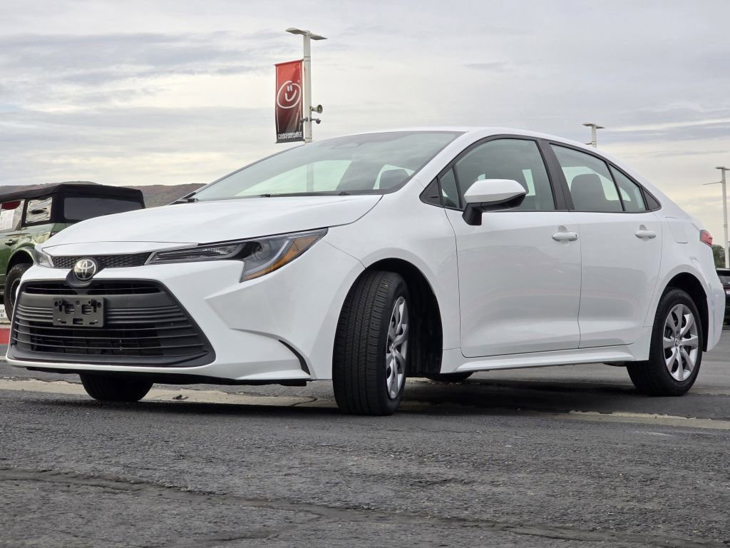 2023 Toyota Corolla LE photo 14
