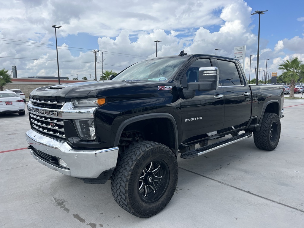2020 Chevrolet Silverado 2500HD LTZ photo 3