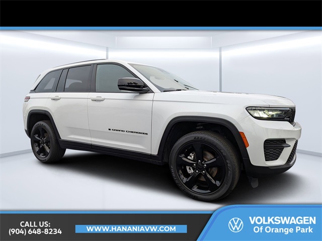 2023 Jeep Grand Cherokee Altitude's photo