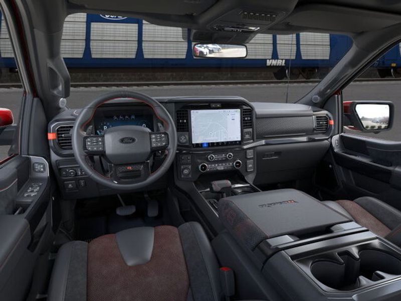 2025 Ford F-150 Raptor photo 2