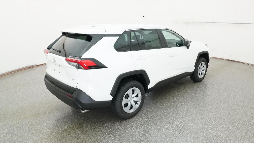 2025 Toyota RAV4 LE photo 22