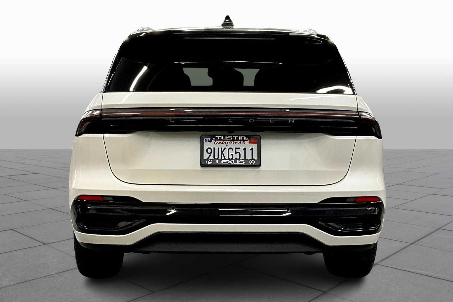 2024 Lincoln Nautilus Black Label photo 4