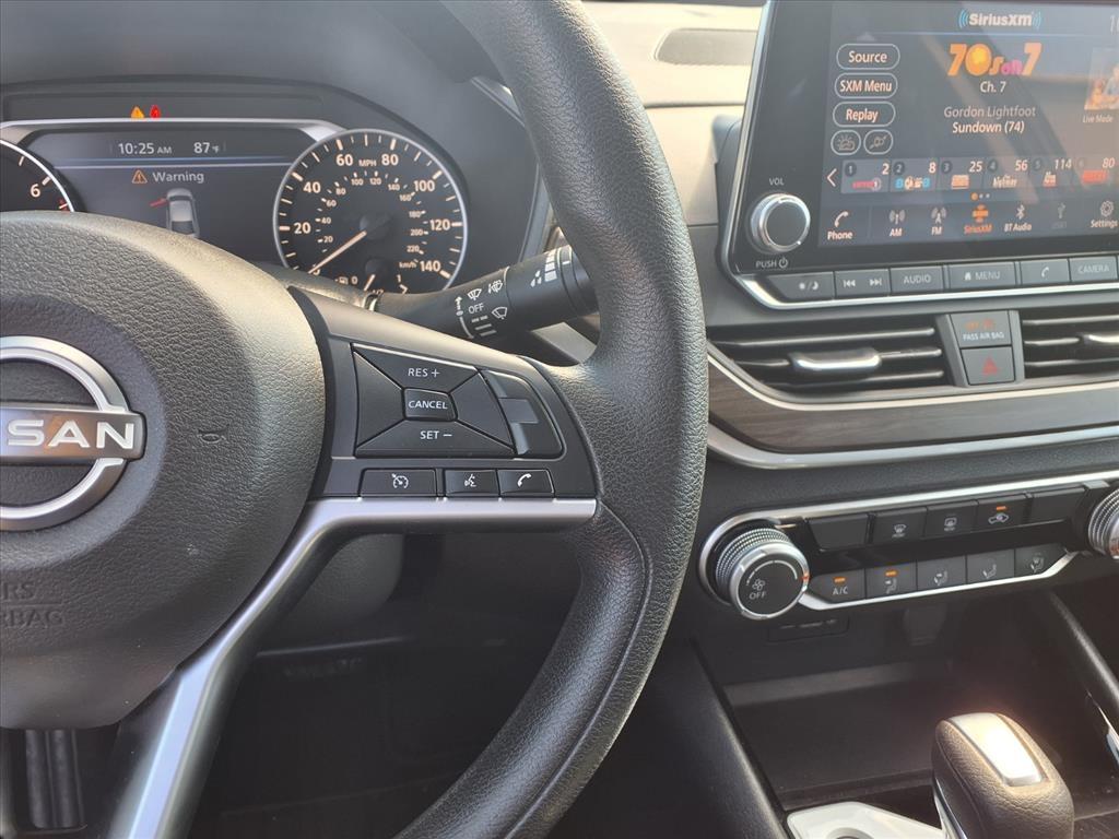 2024 Nissan Altima 2.5 SV photo 18