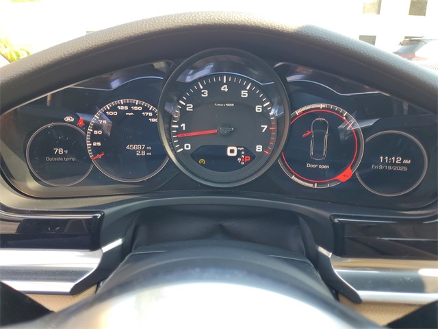 2018 Porsche Panamera 4 photo 17