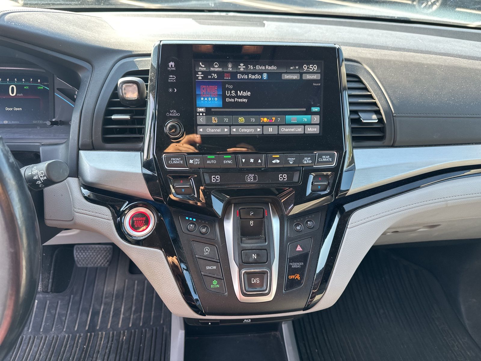 2018 Honda Odyssey Elite photo 9