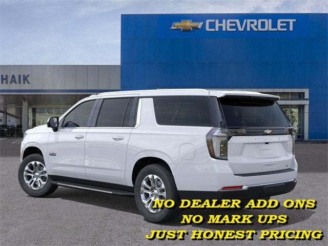 2026 Chevrolet Suburban LT photo 2