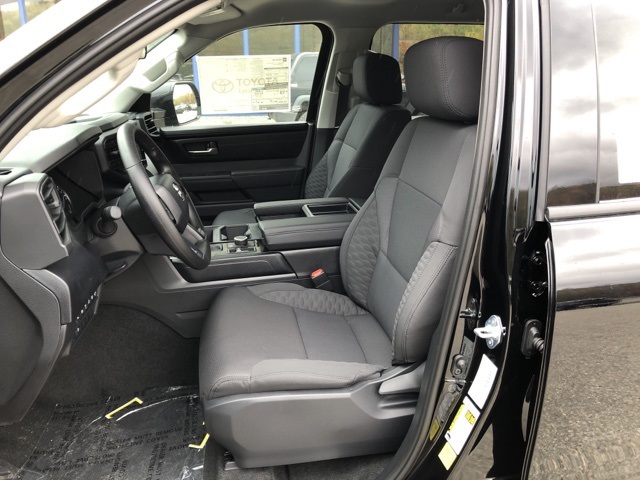 2024 Toyota Tundra SR5 photo 6