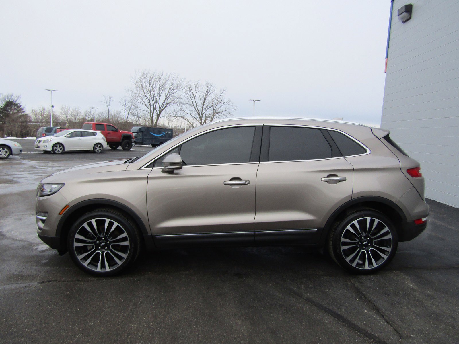 Porcaro Ford Car Dealership in Racine, WI