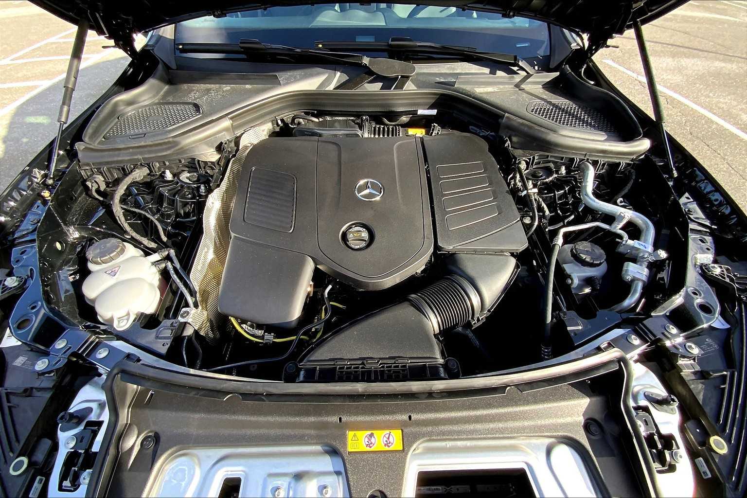 2025 Mercedes Benz GLC 300 4MATIC photo 18