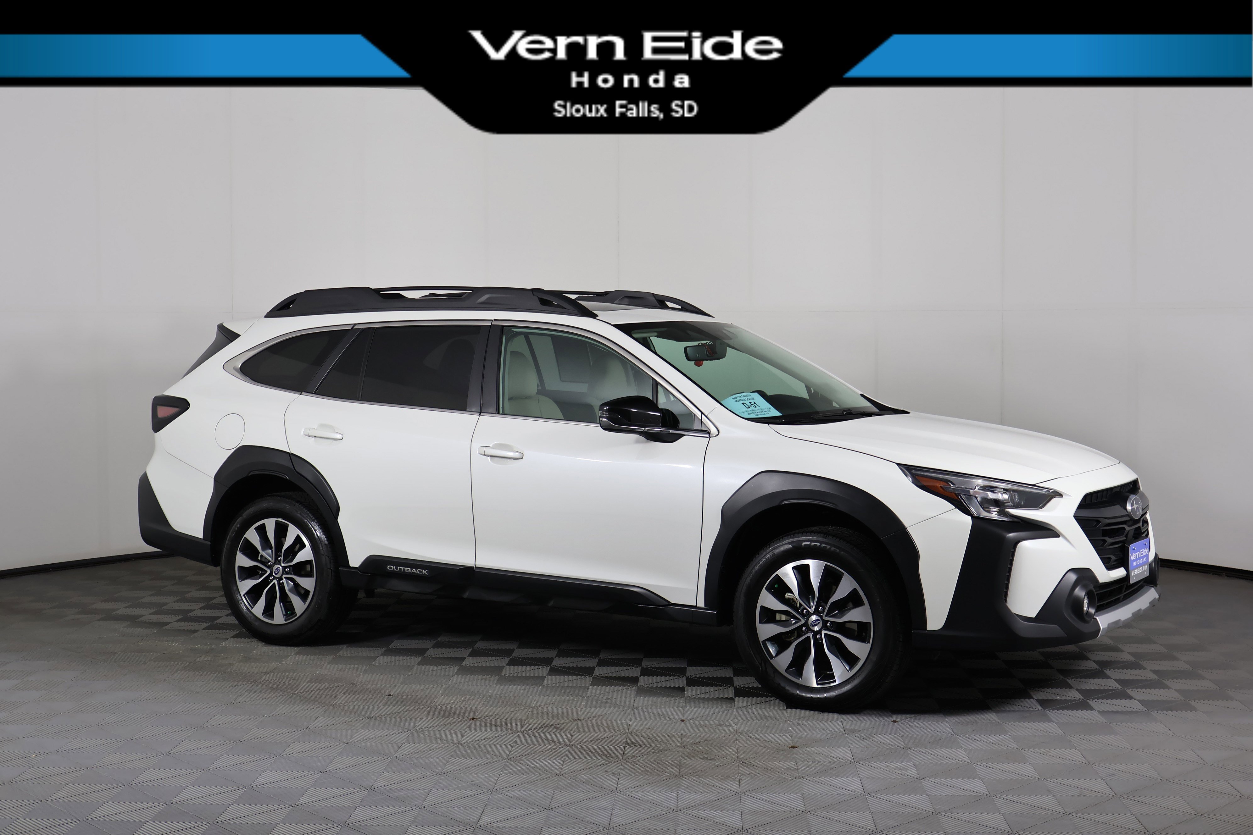 2024 Subaru Outback Limited's photo