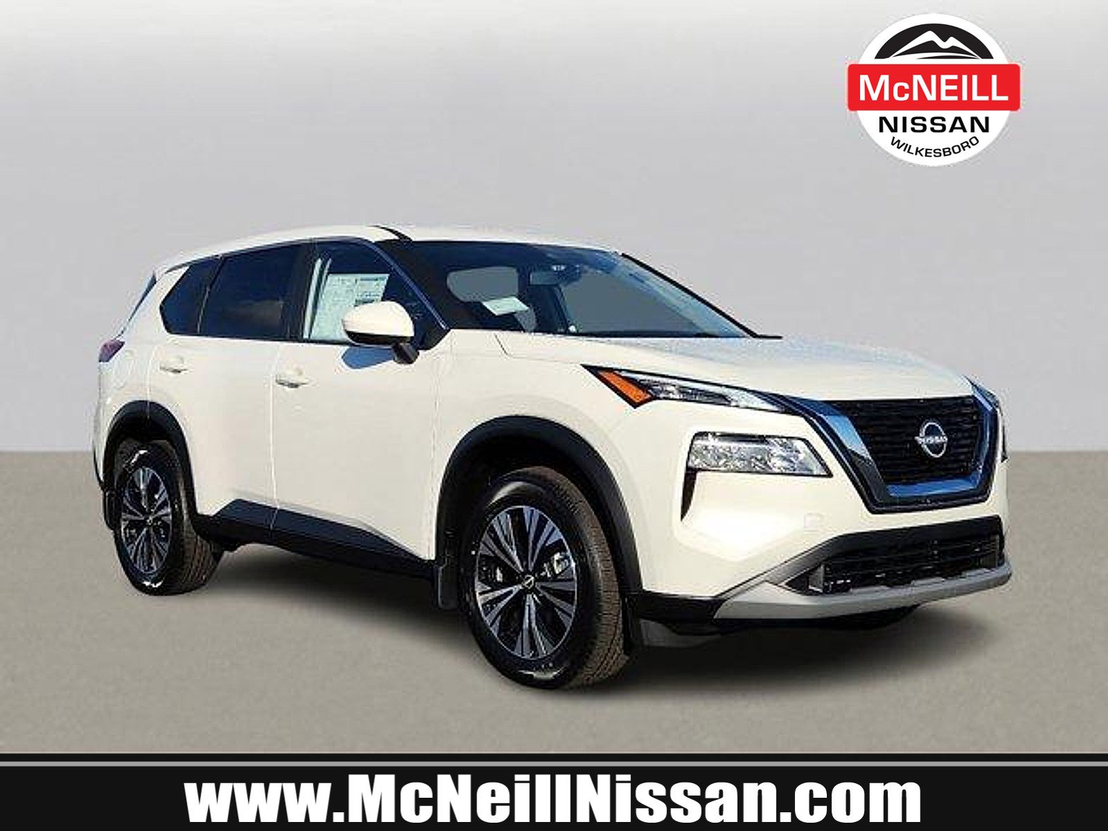 2023 Nissan Rogue SV's photo