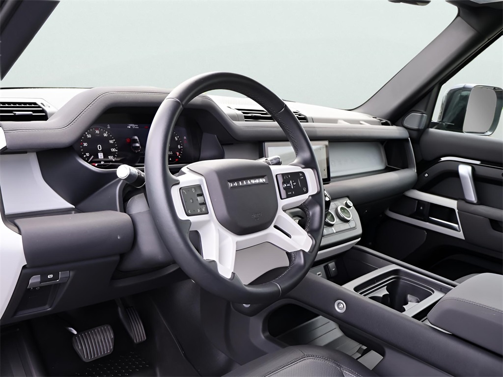 2022 Land Rover Defender 90 X-Dynamic S photo 16