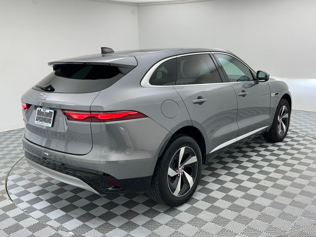 2022 Jaguar F-PACE P250 S photo 6