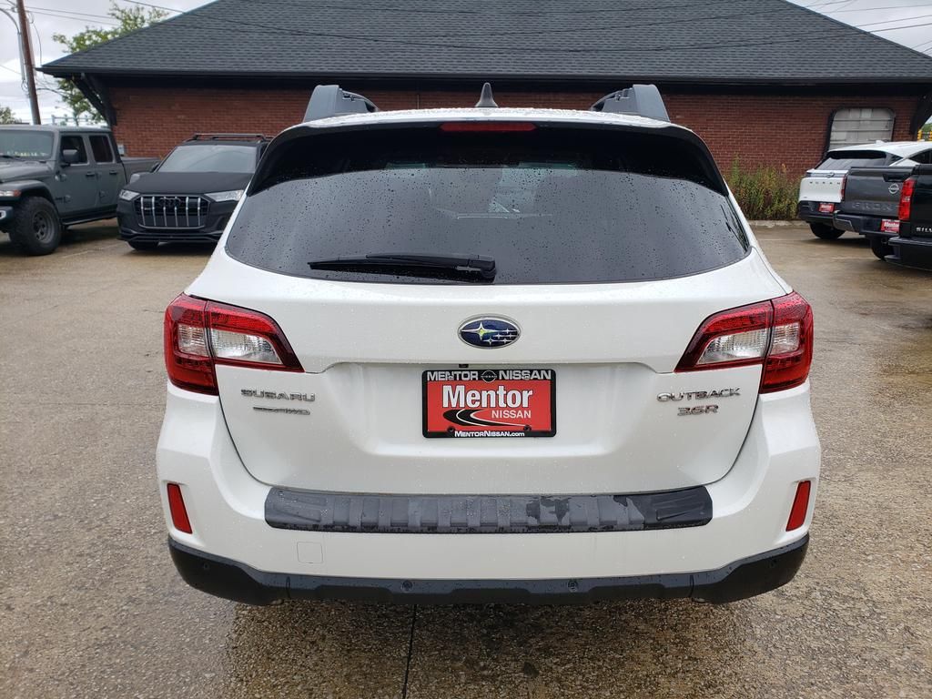 2017 Subaru Outback 3.6R Limited photo 4