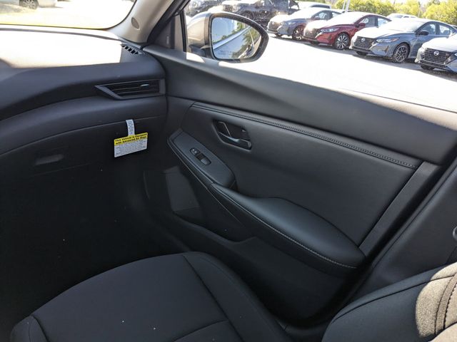 2025 Nissan Sentra S photo 15