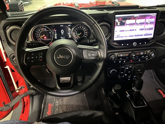 2021 Jeep Gladiator Sport photo 14