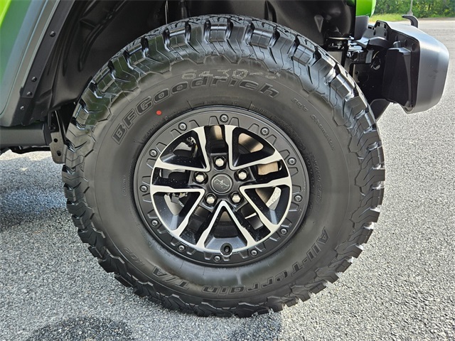 2025 Jeep Wrangler Willys photo 16