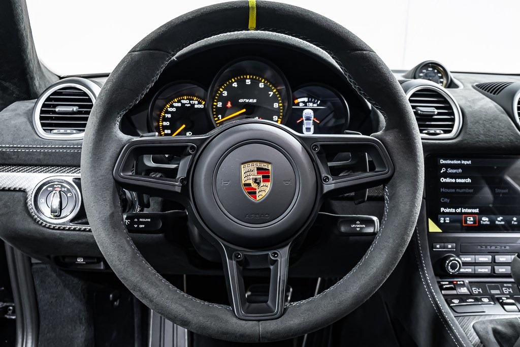 2025 Porsche Cayman GT4 RS photo 13