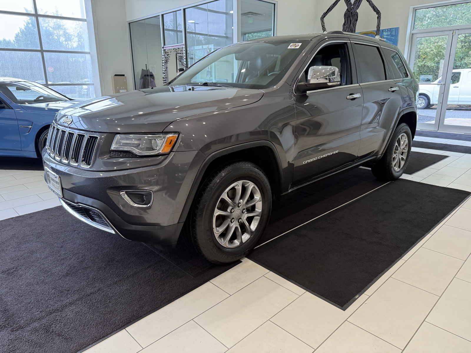2015 Jeep Grand Cherokee Limited photo 3