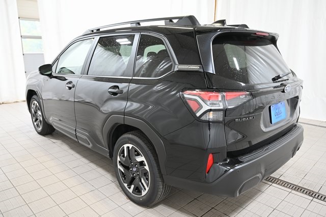 2025 Subaru Forester Limited photo 9