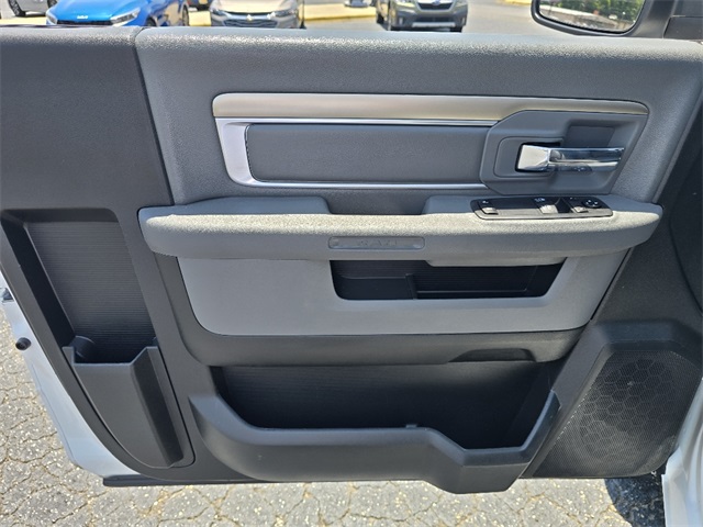 2020 Ram 1500 Classic Tradesman photo 8
