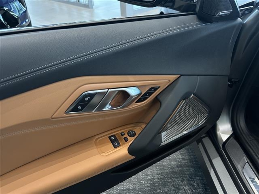 2026 Bmw Z4 M40i photo 11
