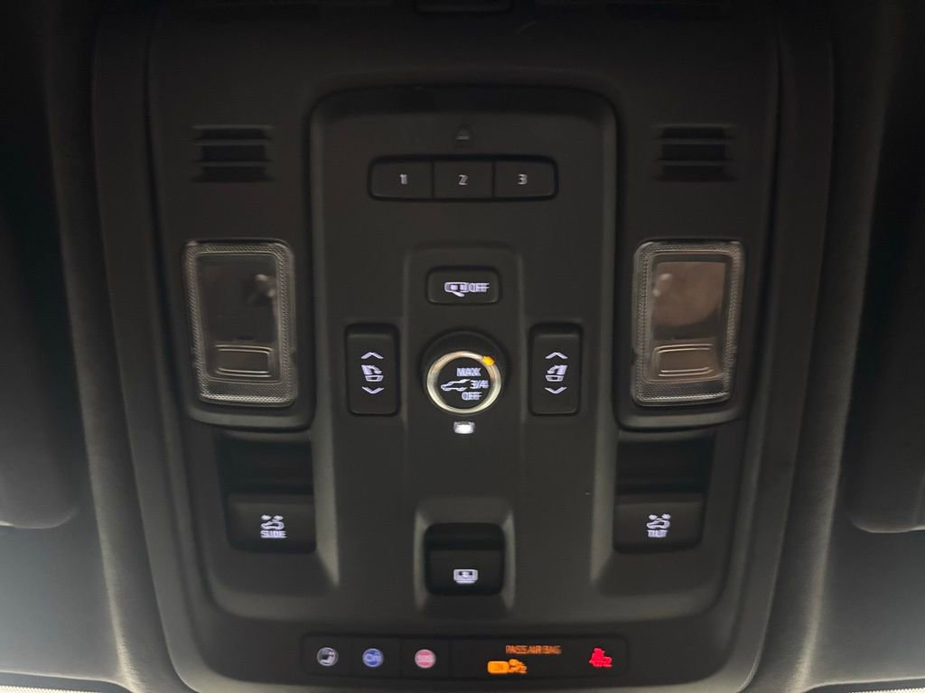 2021 Cadillac Escalade Premium Luxury Platinum photo 22