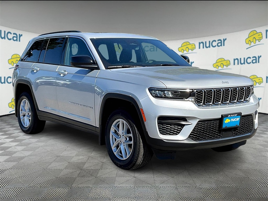 2025 Jeep Grand Cherokee Laredo's photo